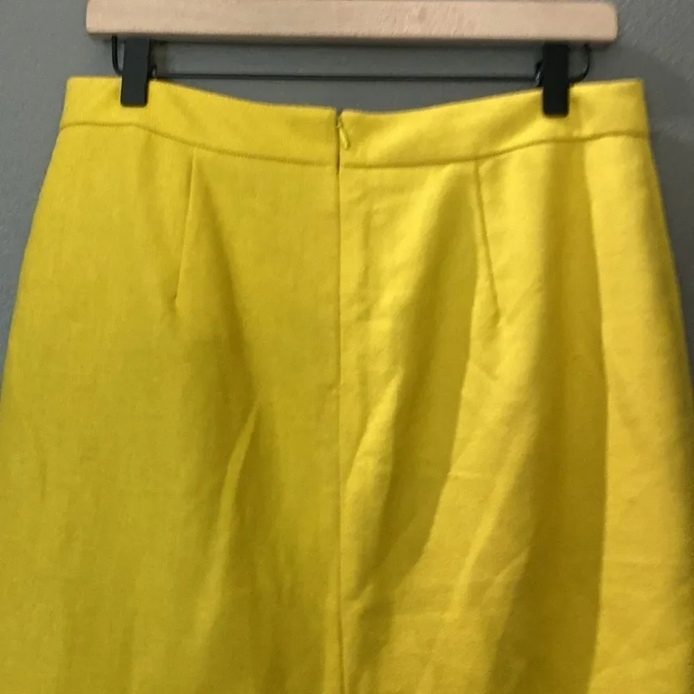 Cabi 992 Curry Marigold Yellow Skirt